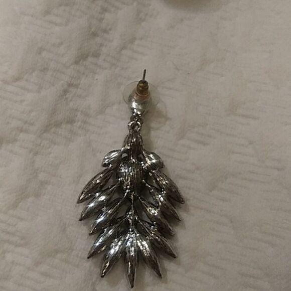 Earrings   - Picture 4 of 4